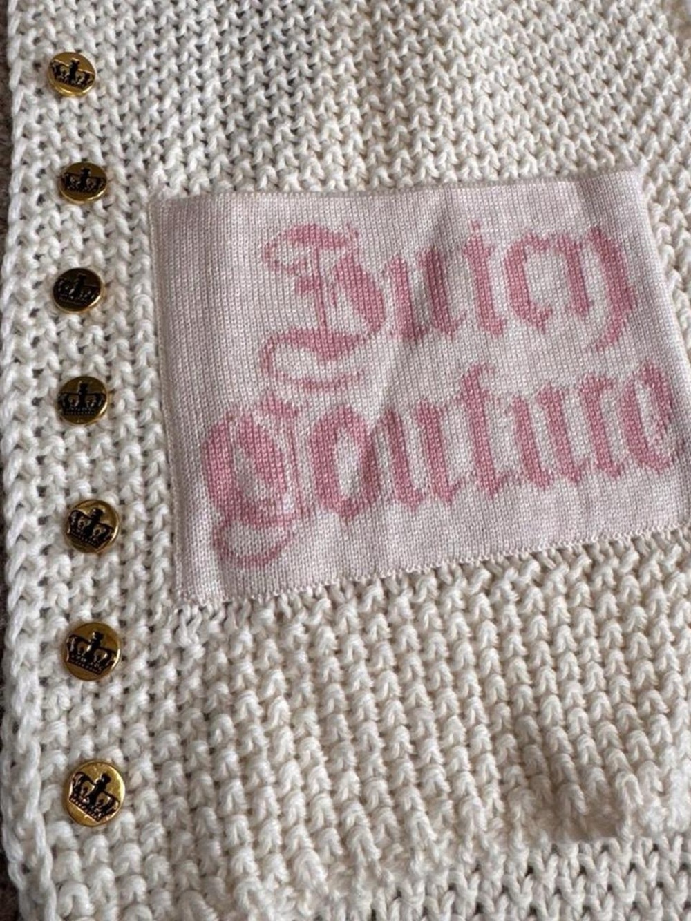 Juicy Couture Vintage Crochet Knit Cream Scarf - Picture 5 of 5